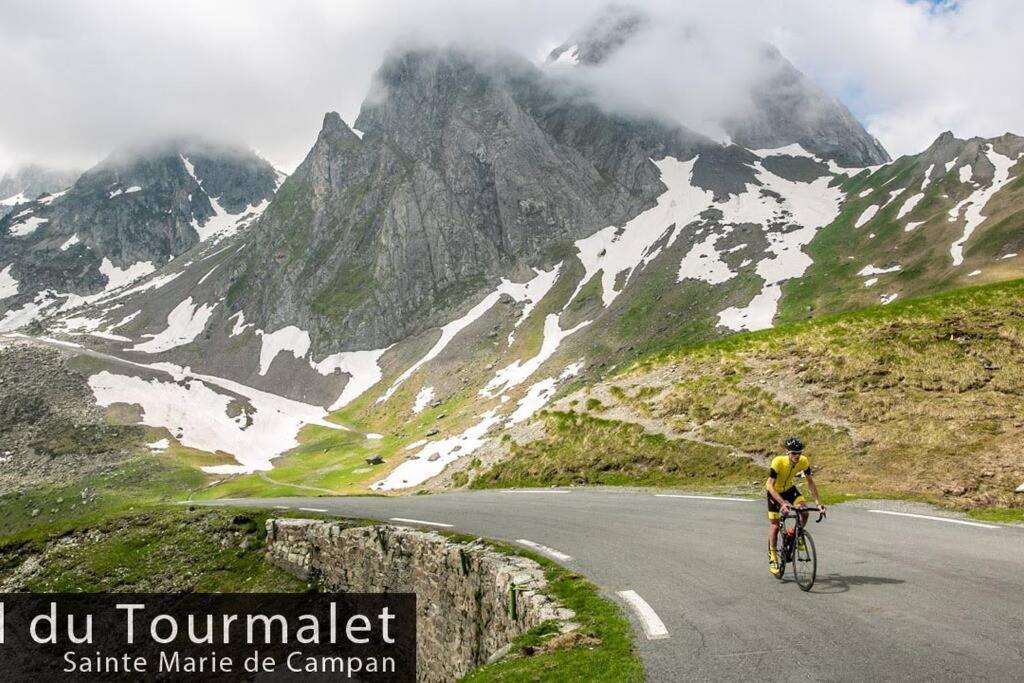 Le Petit St-Jean Daire Bagnères-de-Bigorre Dış mekan fotoğraf
